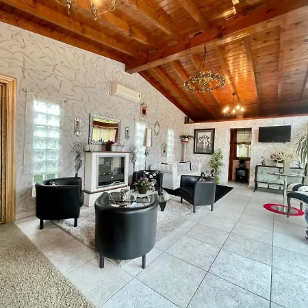 El Jardin Szálloda 2*