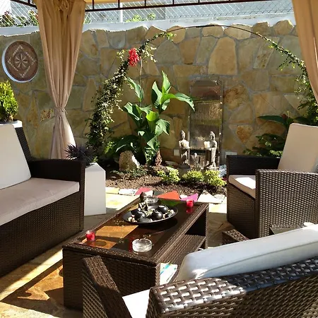 El Jardin 2*